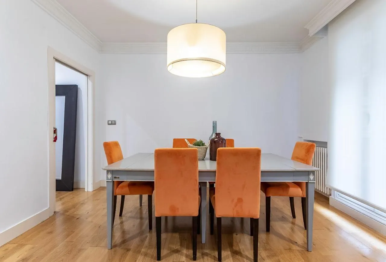 Apartment Espacioso Y Acogedor Junto Centro Azkuna Bilbao