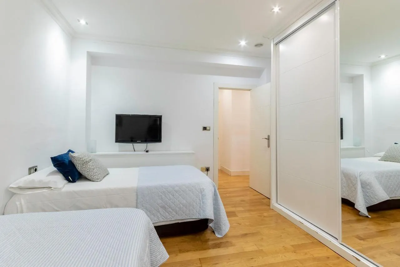 Espacioso Y Acogedor Junto Centro Azkuna Bilbao Apartment